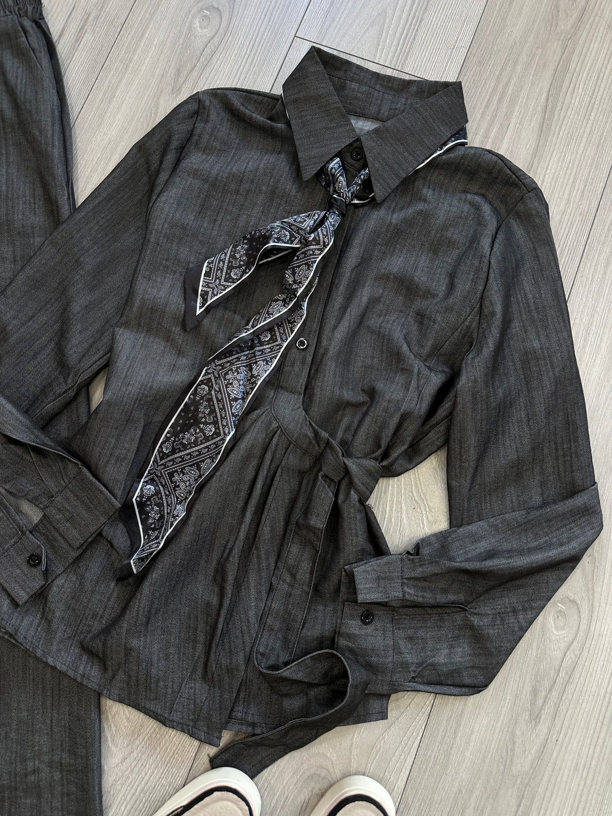 Kostum kemishe+ pantallona