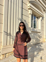 Kostum material deve