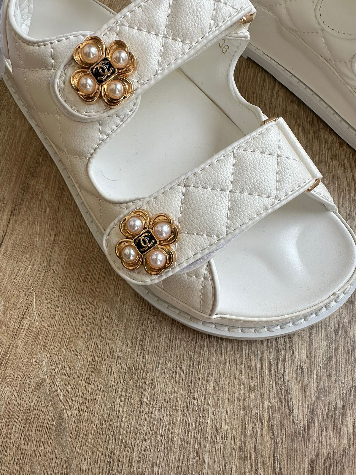 SANDALE CHANEL